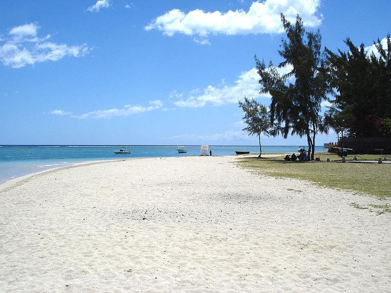 L'Escale Beachfront Residences Mauritius Exterior foto